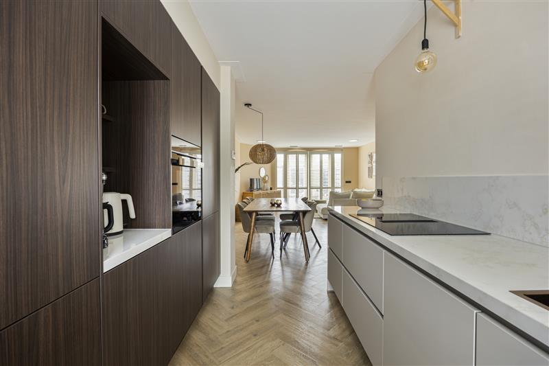 Hoekwoning te koop: Marie Jungiustuin 1, Heerhugowaard