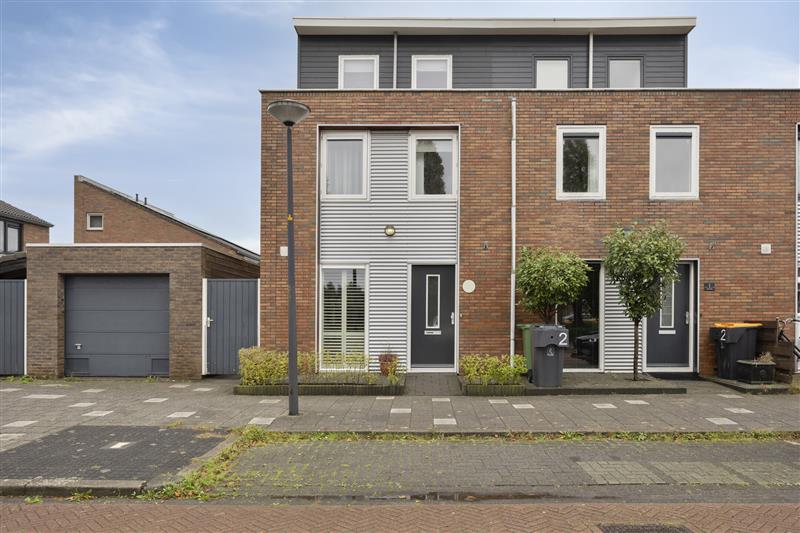 Hoekwoning te koop: Marie Jungiustuin 1, Heerhugowaard