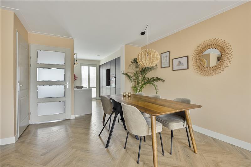 Hoekwoning te koop: Marie Jungiustuin 1, Heerhugowaard