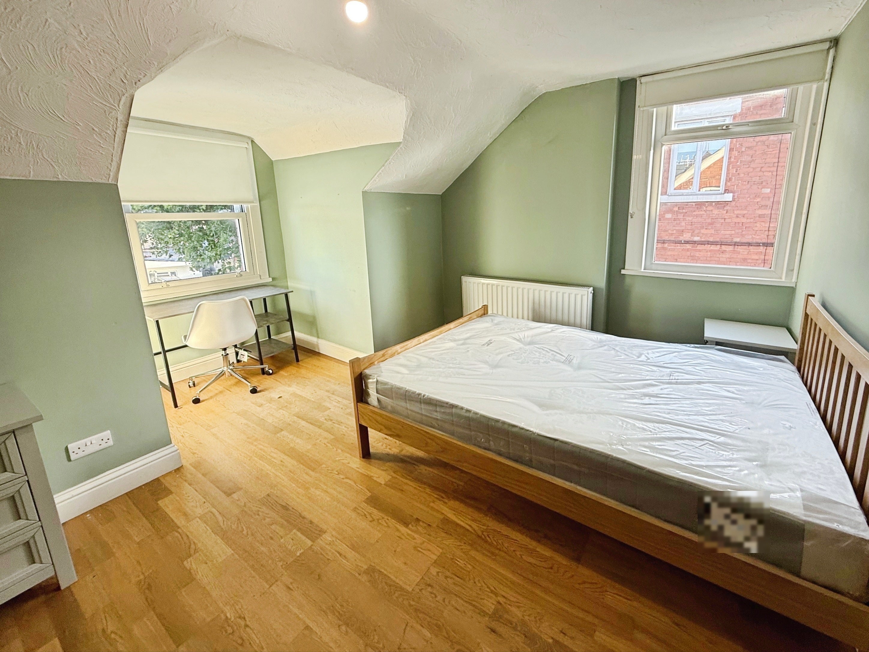 Flat Derby Road in Nottingham