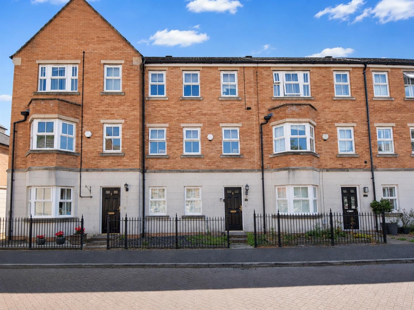 House Tuke Grove in Wakefield