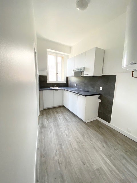 Flat Place Pey Berland in Bordeaux