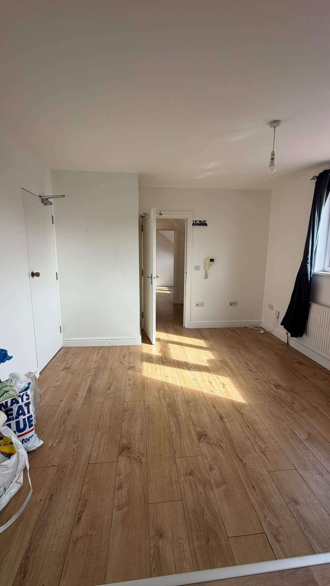 Flat Green Lane in Greater London