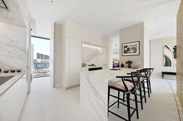 Flat Wood Lane in Greater London