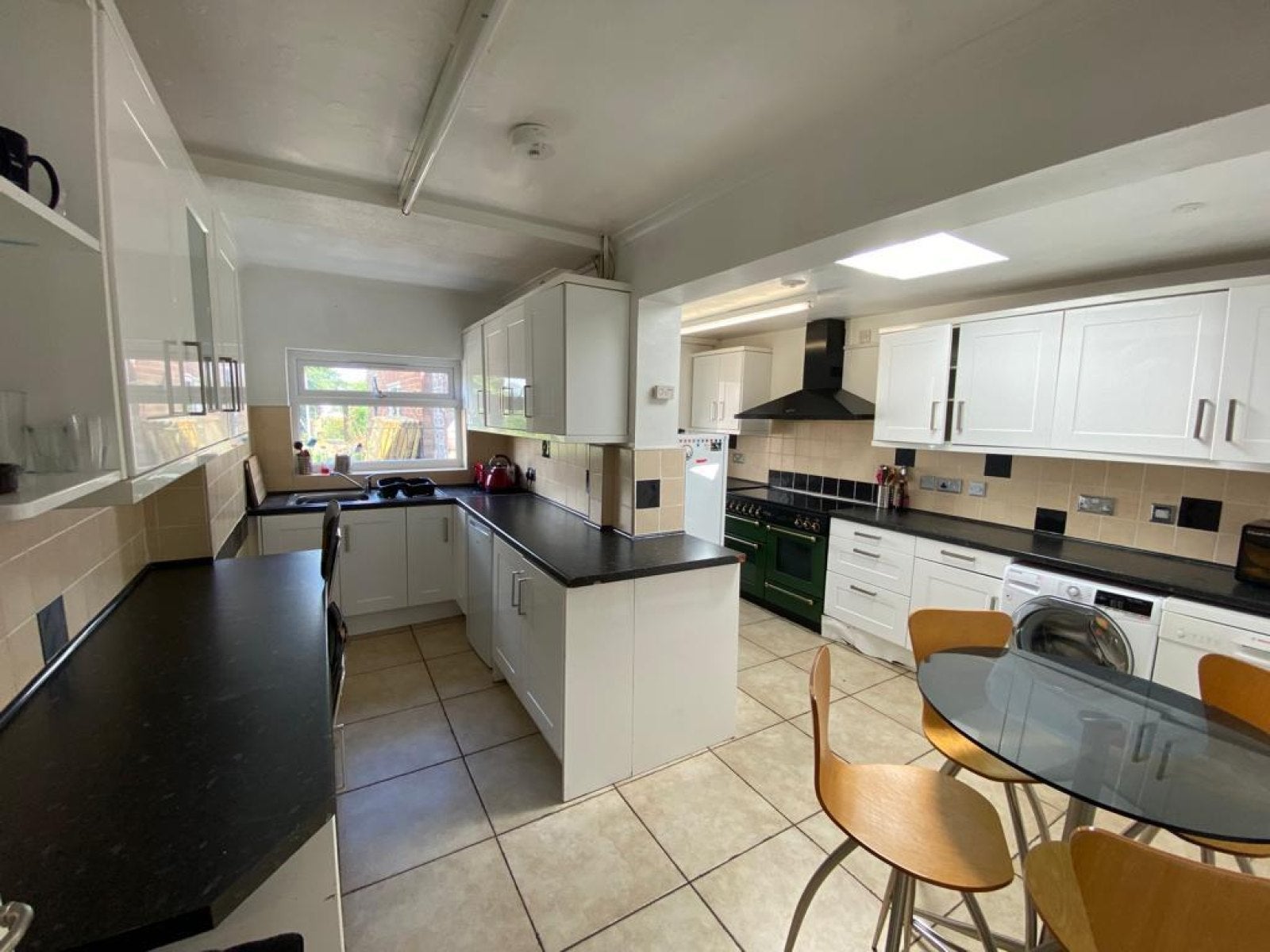 Room Ambrose Close in Worcester