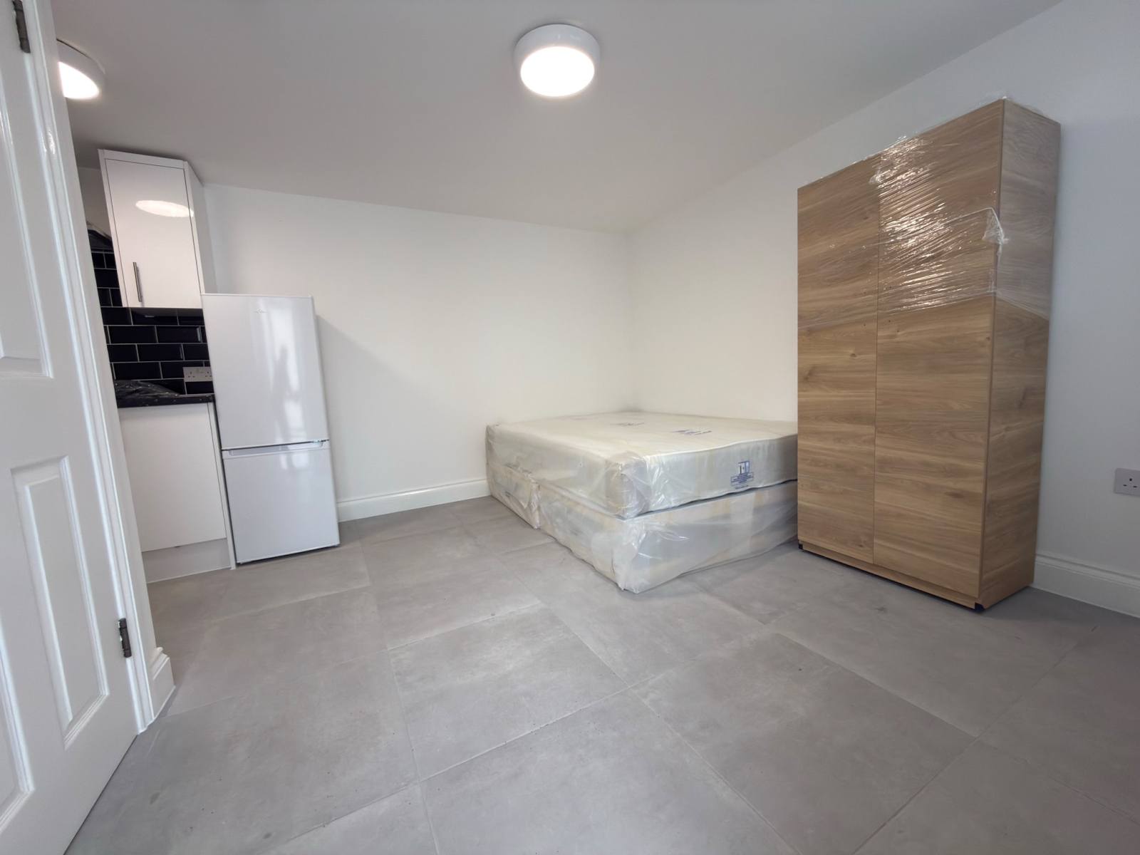 Room St. Marys Road in Greater London