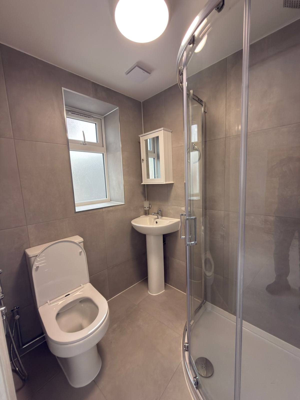 Room St. Marys Road in Greater London