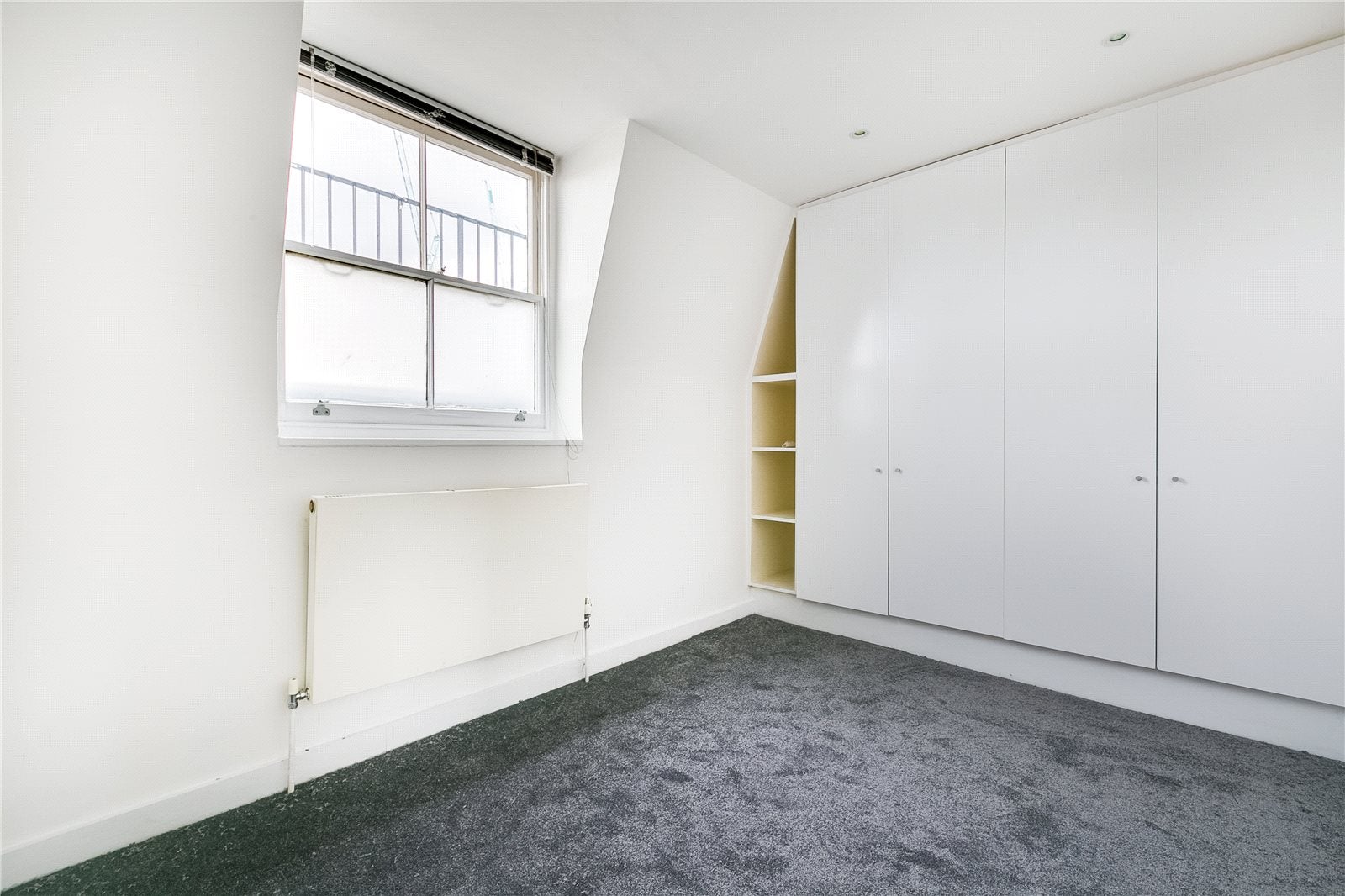 Flat Gloucester Terrace in City of Westminster