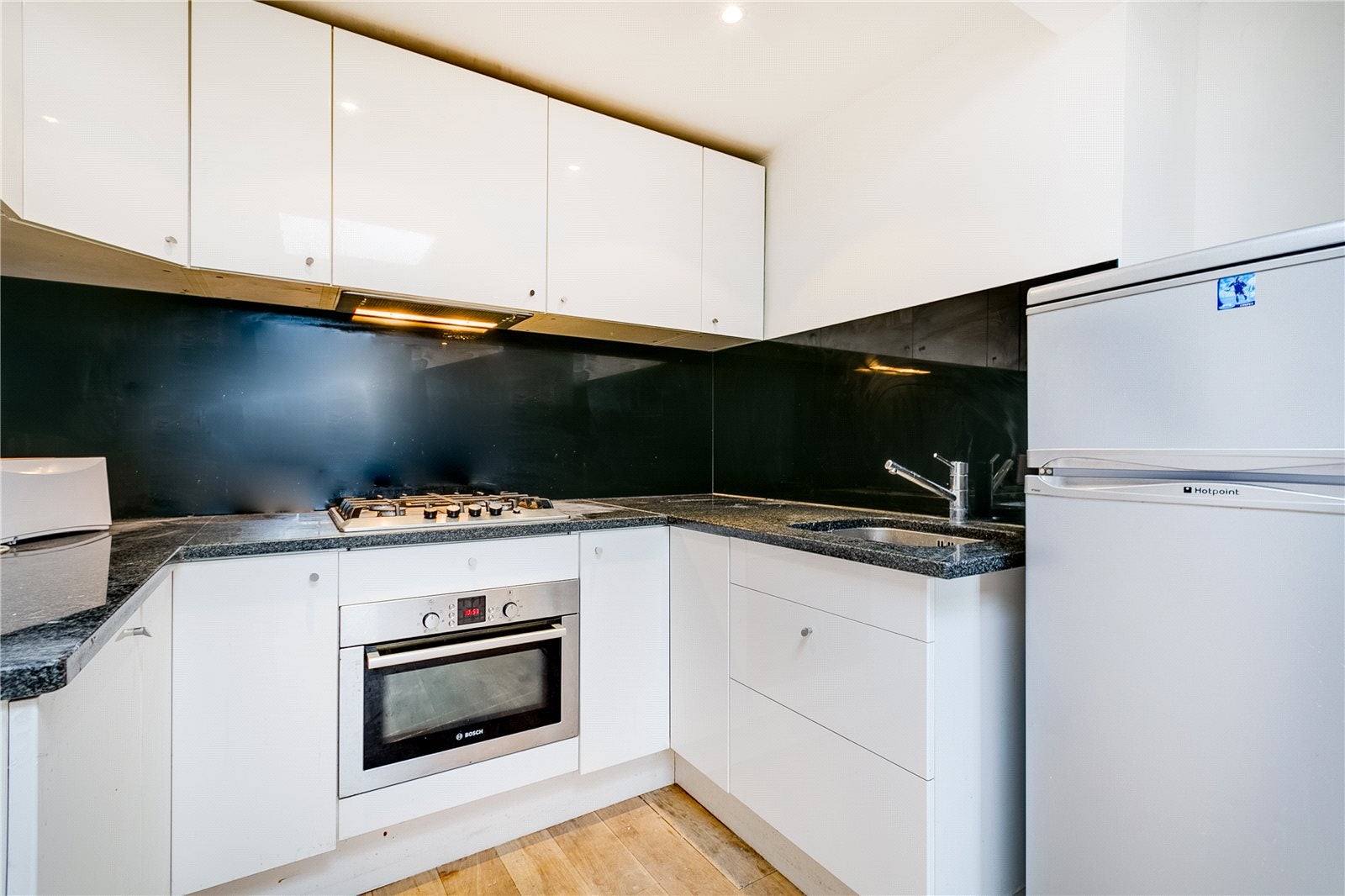 Flat Gloucester Terrace in City of Westminster
