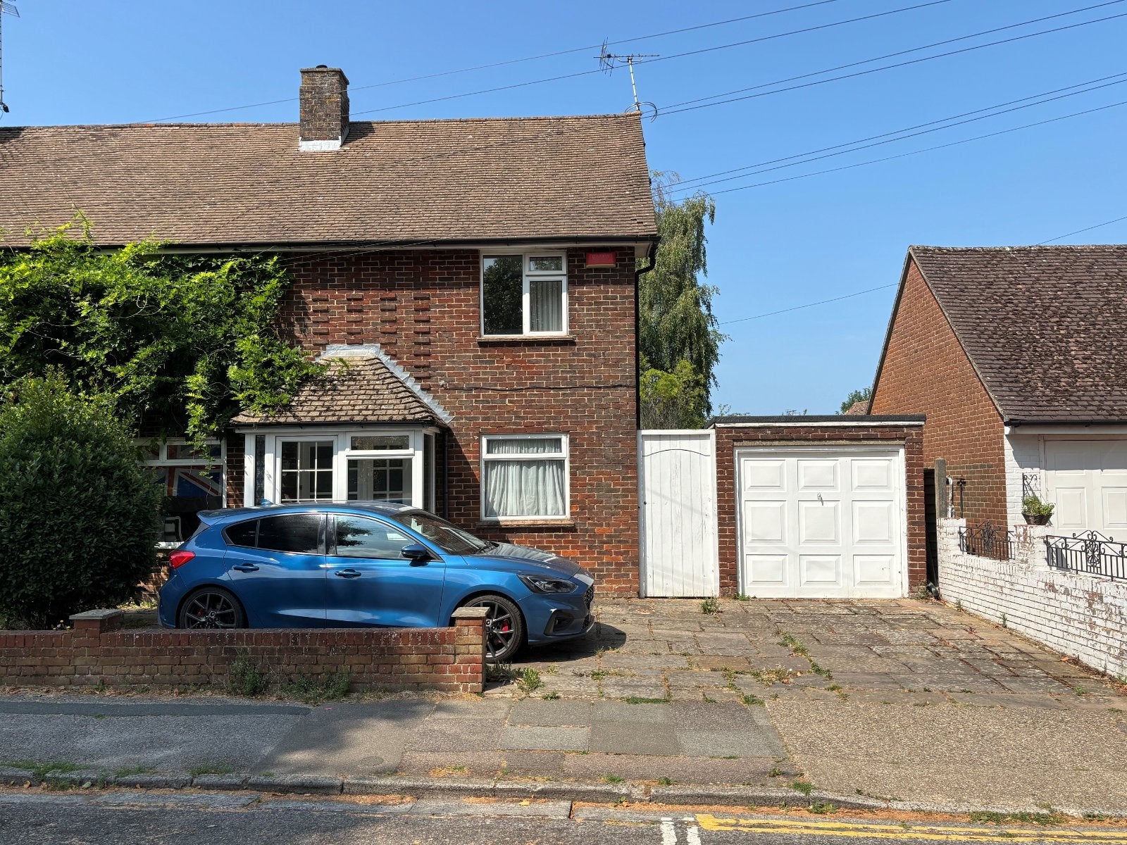 House Queens Avenue in Canterbury