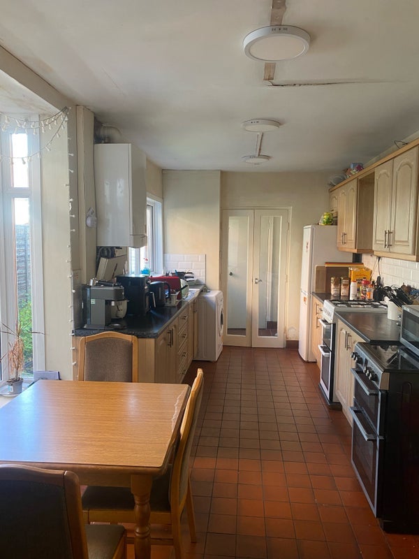 Room Pershore Road in Birmingham