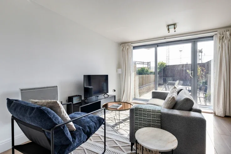 Flat Regent's Park Road in Greater London