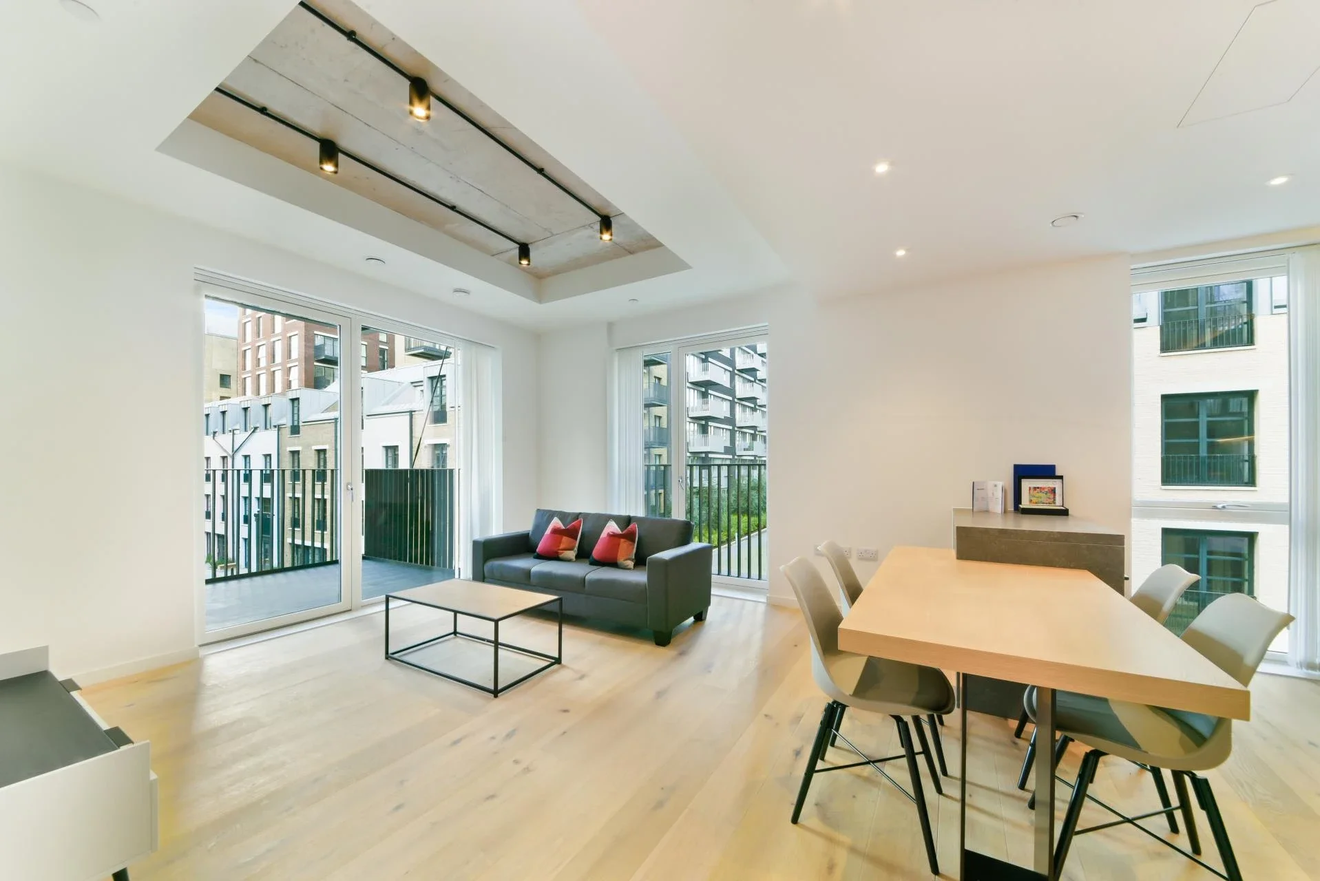 Flat Orchard Place in Greater London