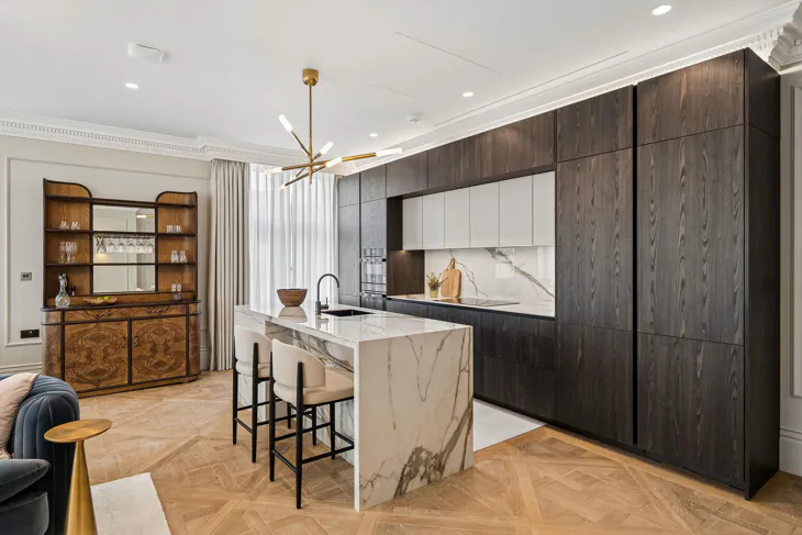 Flat Orme Court in City of Westminster