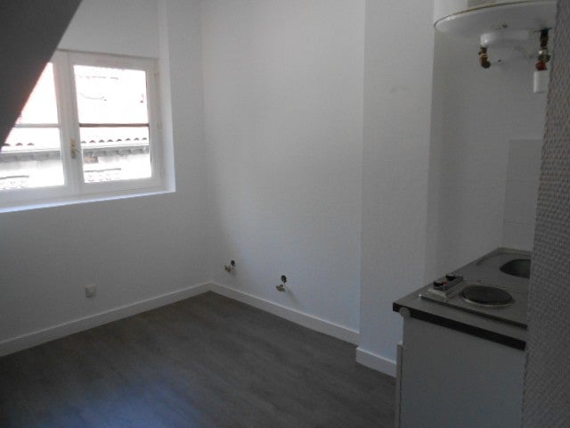 Flat Place Voltaire in Lyon