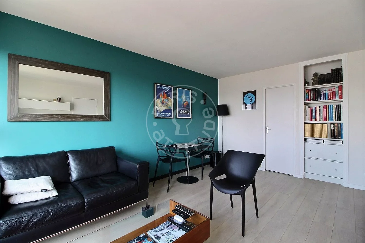 Appartement Rue Marguerite de Rochechouart à Paris
