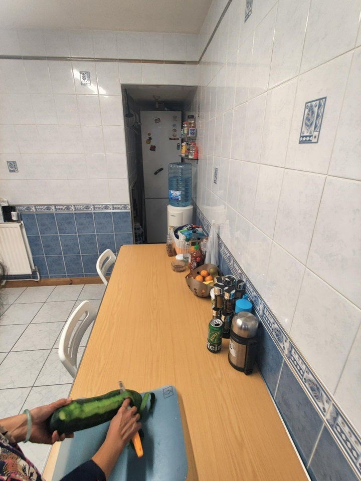 Room De Beauvoir Road in Greater London