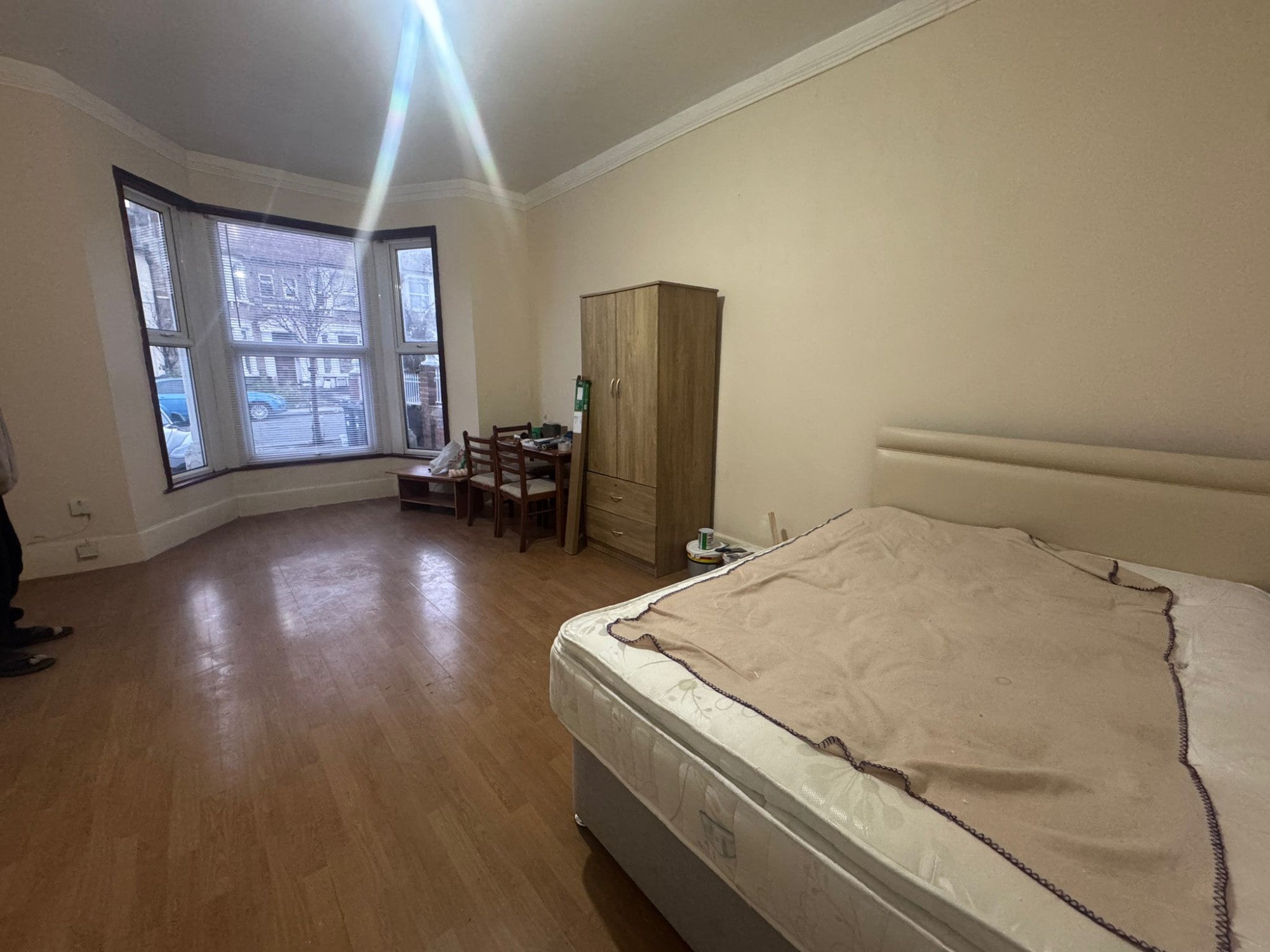 Flat Selborne Road in Greater London
