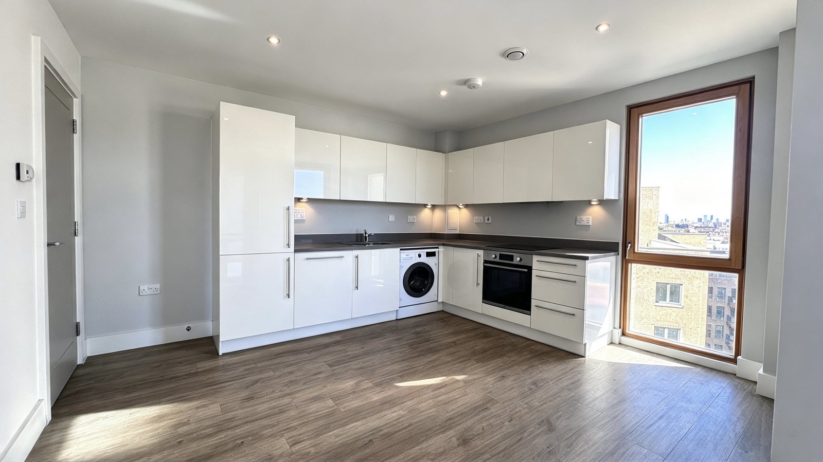 Flat St Ives Place in Greater London