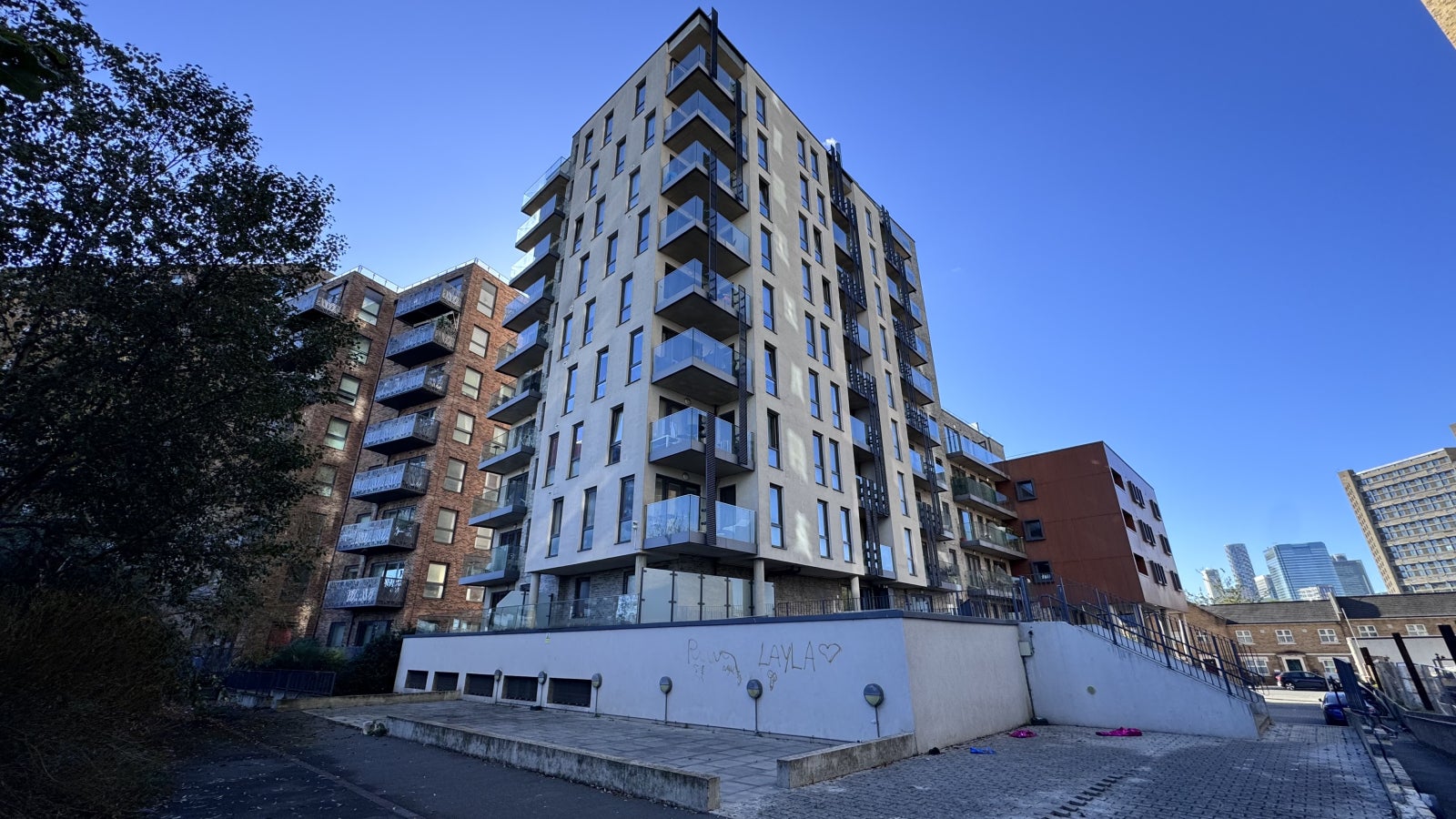 Flat St Ives Place in Greater London