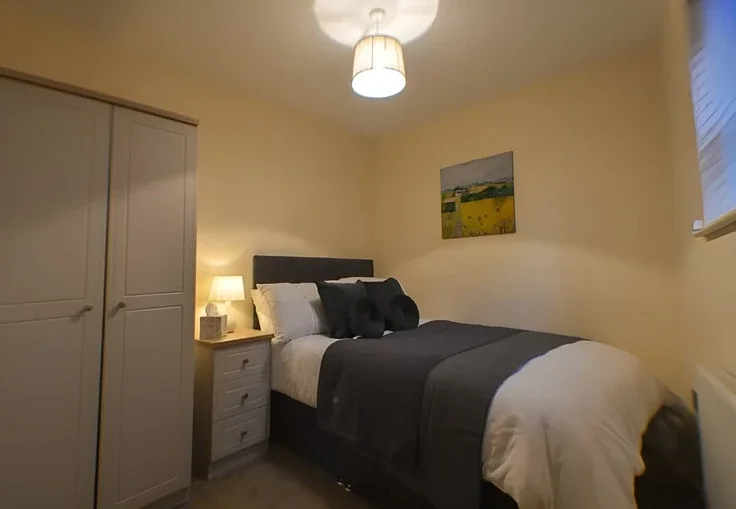Flat Barroon in Derby