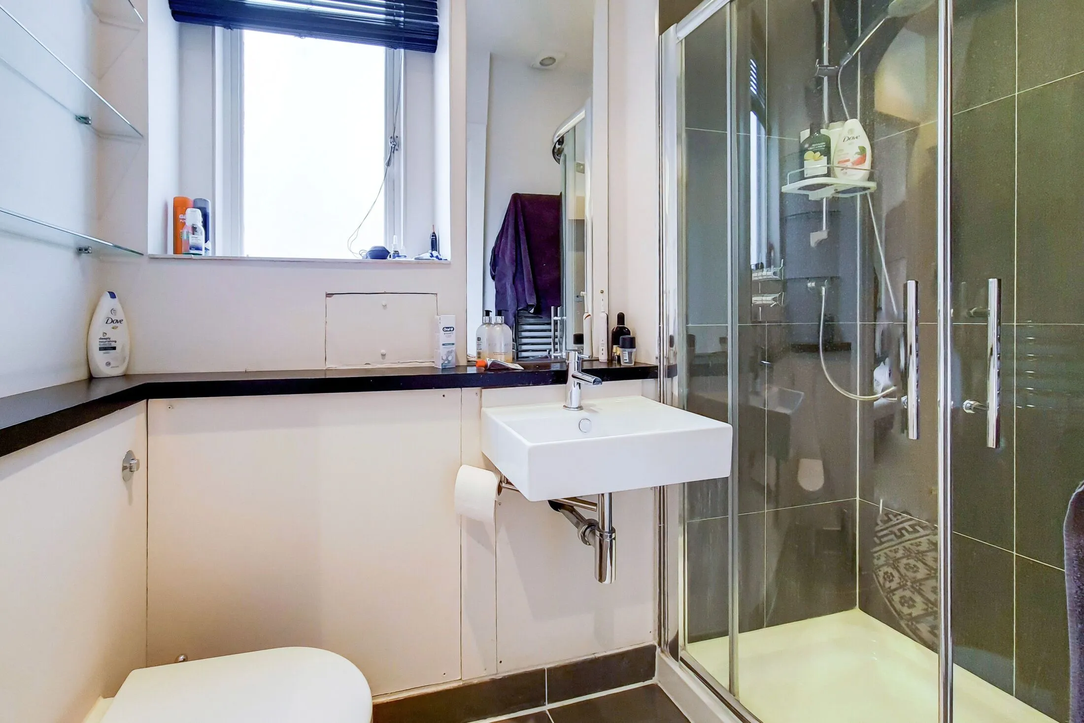 Flat Harrington Gardens in Greater London