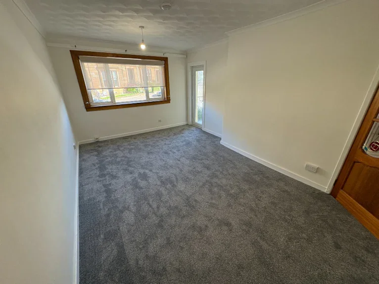 Flat Wedderlea Drive in Glasgow