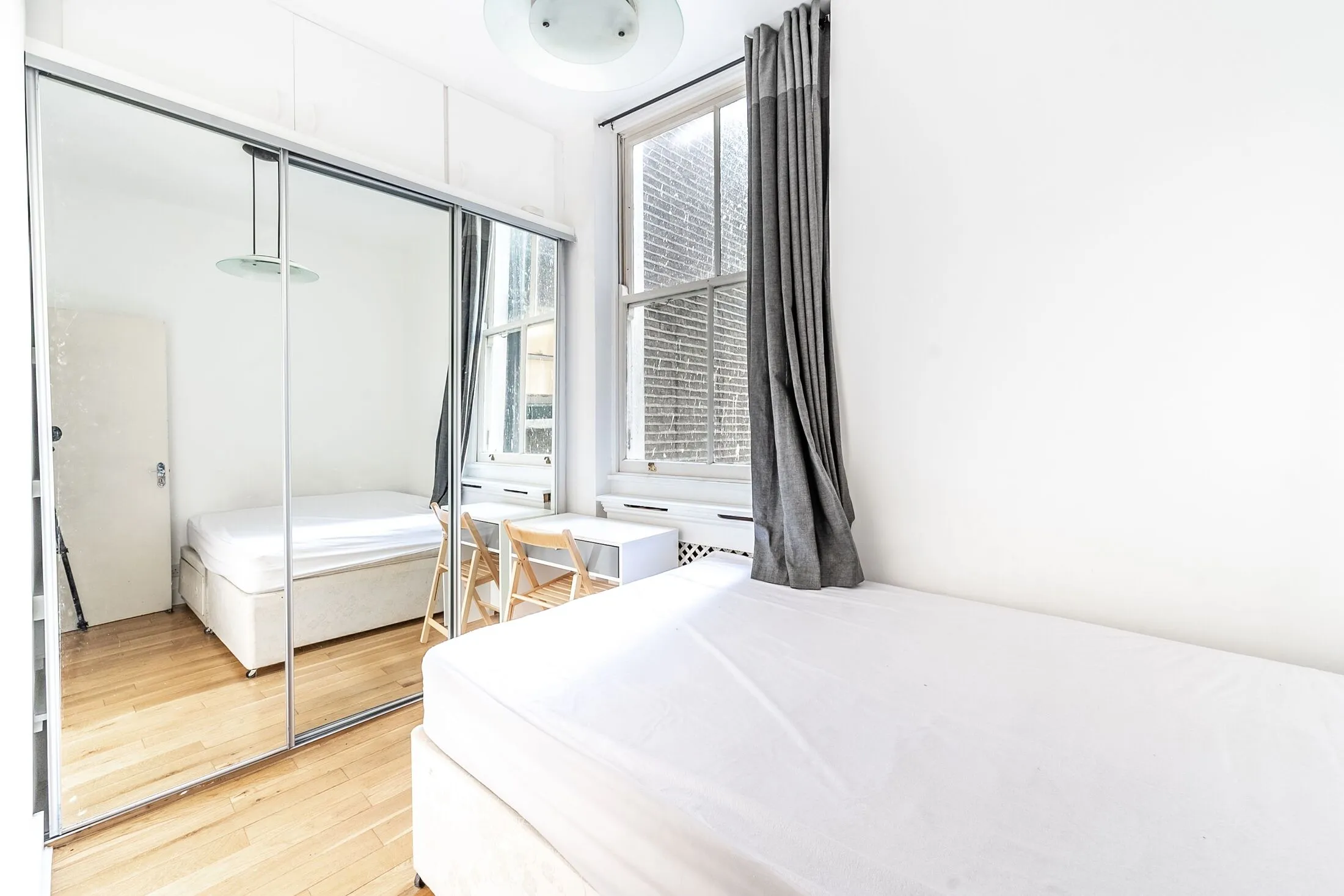 Flat Collingham Place in Greater London