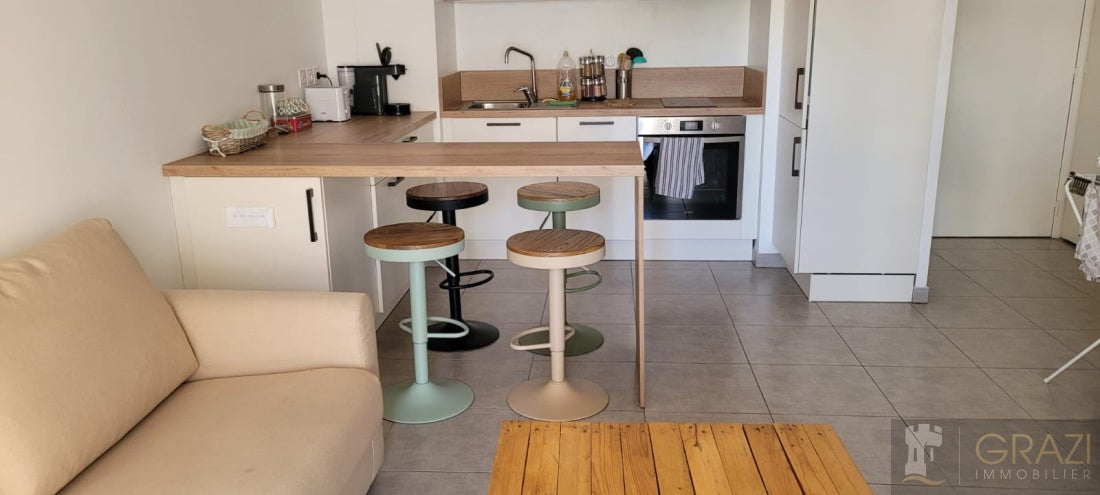 Flat Quai Missiessy Est in Toulon