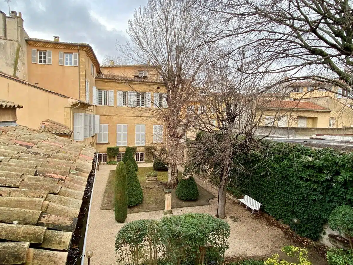 Appartement Rue Jacques de la Roque à Aix-en-Provence