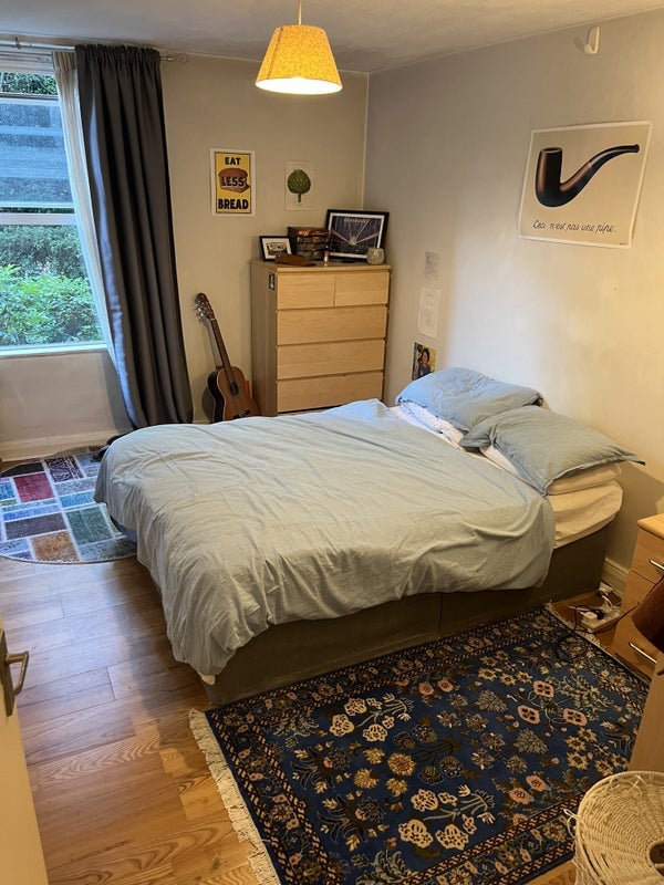 Room Meyrick Road in Greater London