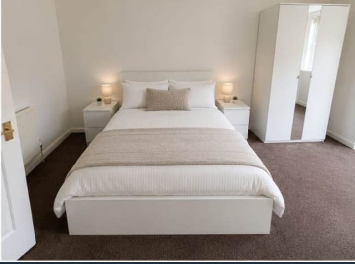 Room Great Eastern Road in Greater London