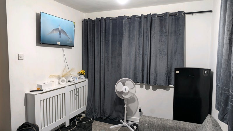 Room Hurst Place in Greater London
