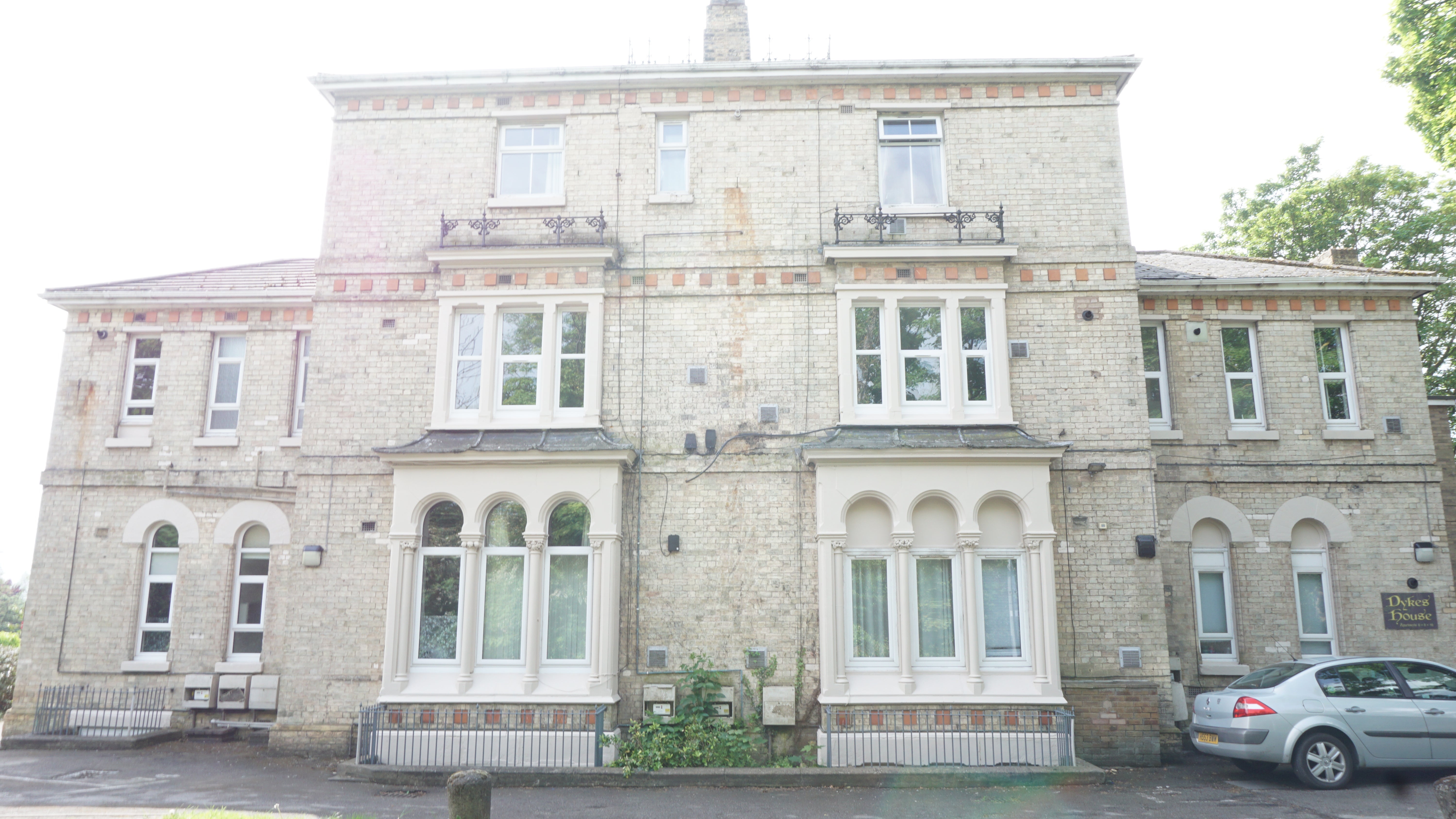Flat Cliff Road in Hessle