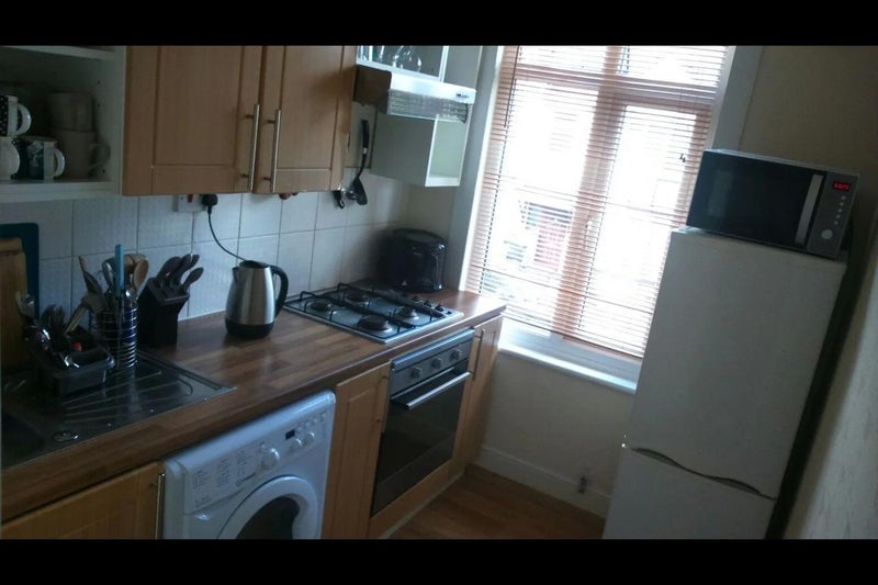 Flat Linden Avenue in Greater London