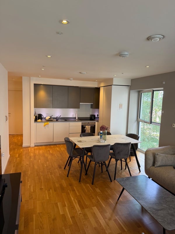 Room Elis Way in Greater London