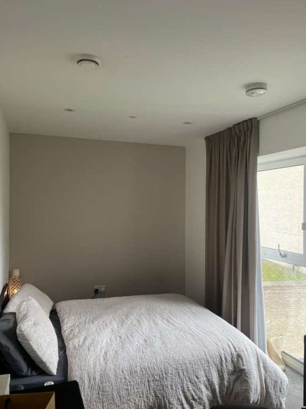 Room Elis Way in Greater London