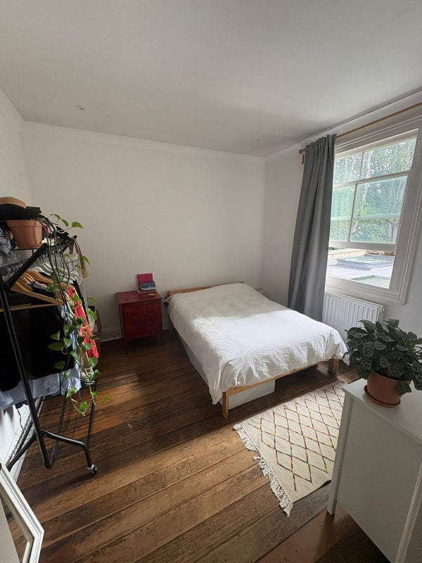 Room Dalston Lane in Greater London