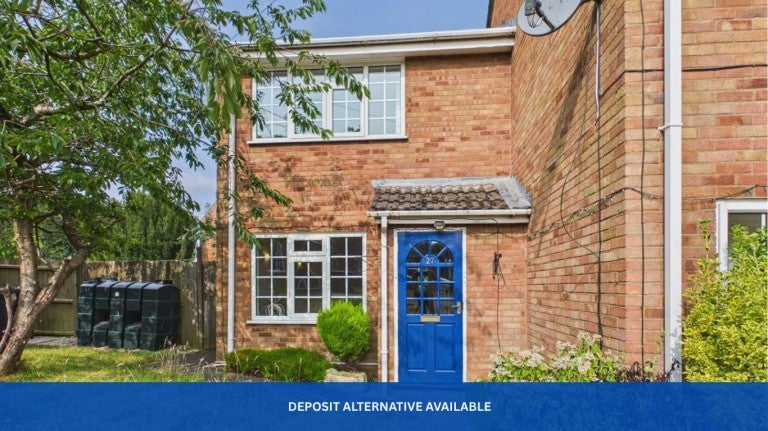 House Cromwell Close in Harborough