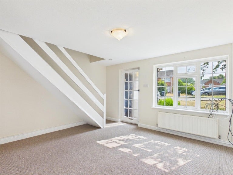 House Cromwell Close in Harborough