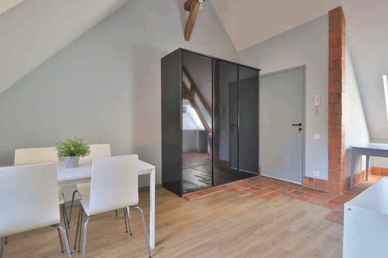 Flat Rue Champeaux in Troyes
