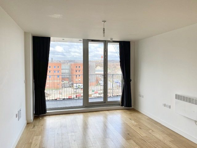 Flat Keppel Heights in Rotherham