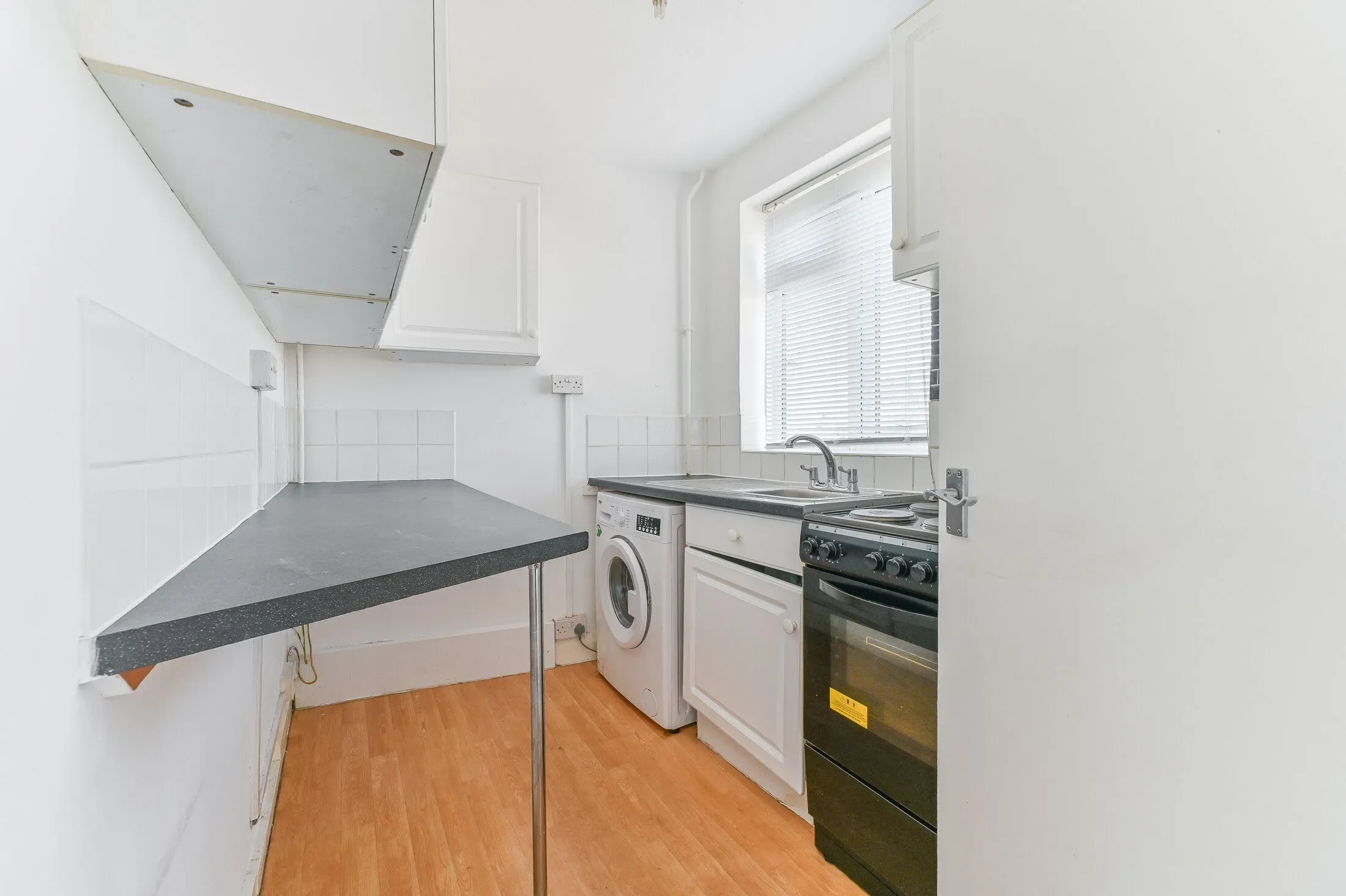 Flat Central Parade in Greater London