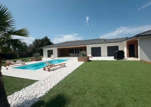 House Rue des Treilles in Libourne