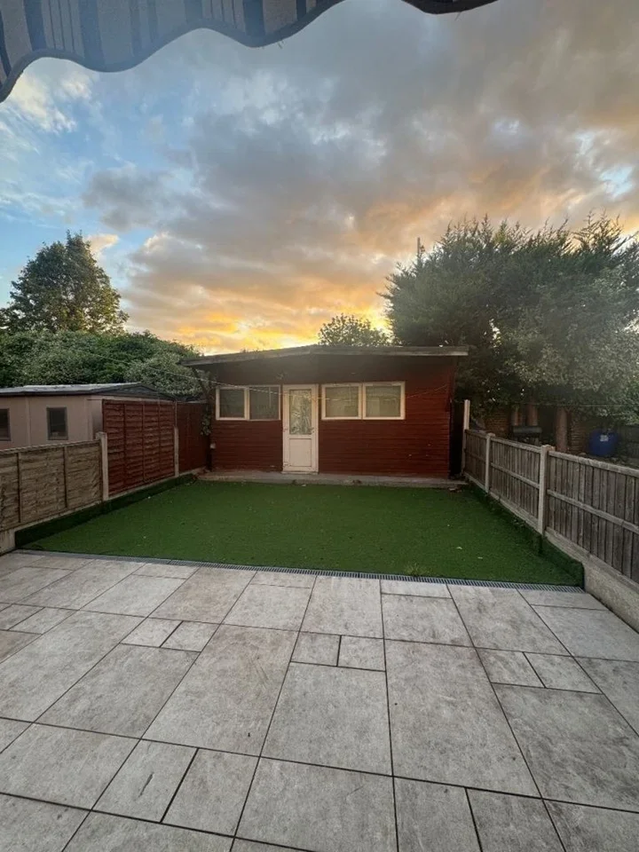 House Liphook Close in Greater London