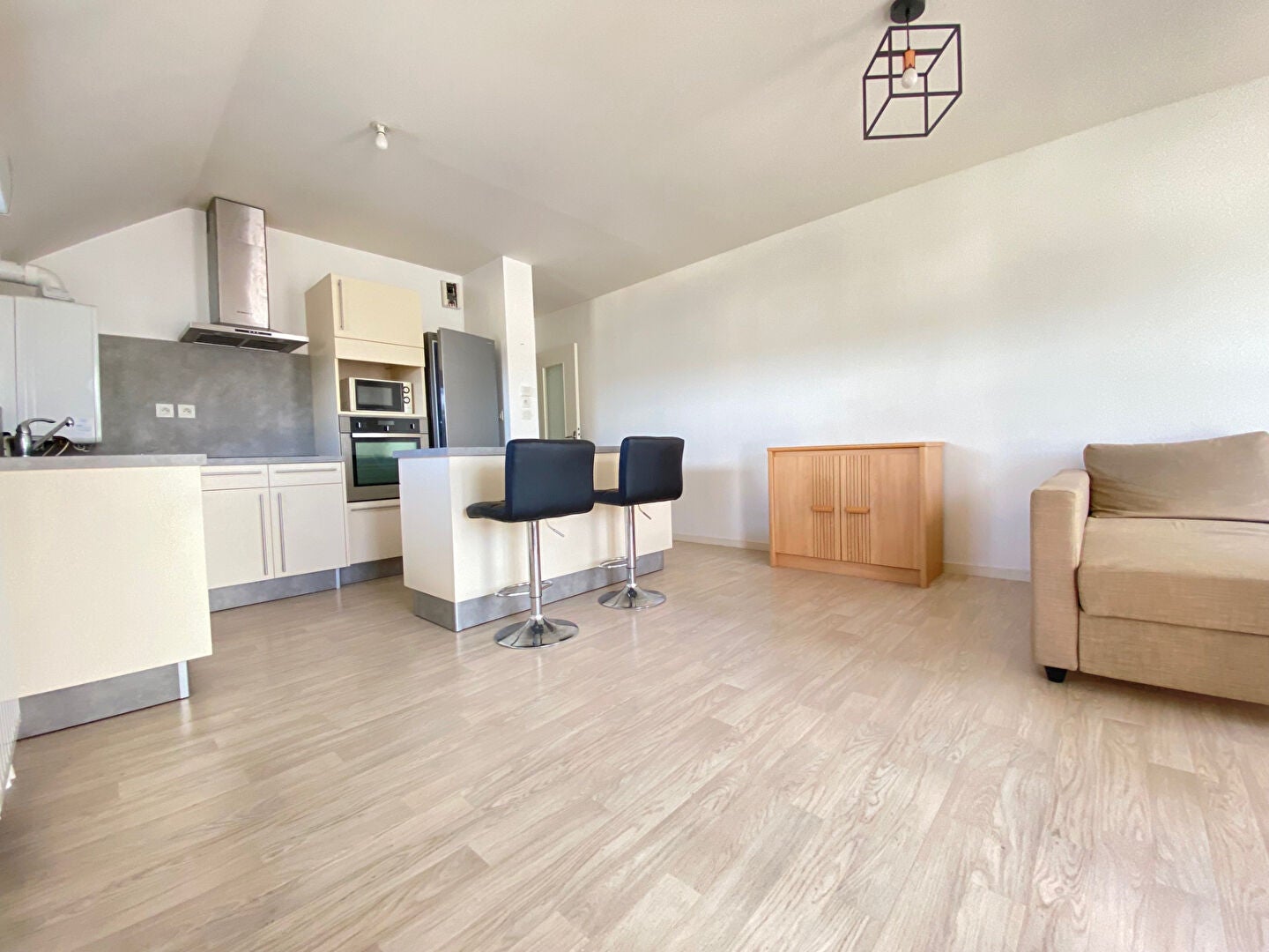 Flat Rue Anna de Noailles in Guichen