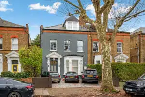 House Brondesbury Road in Greater London