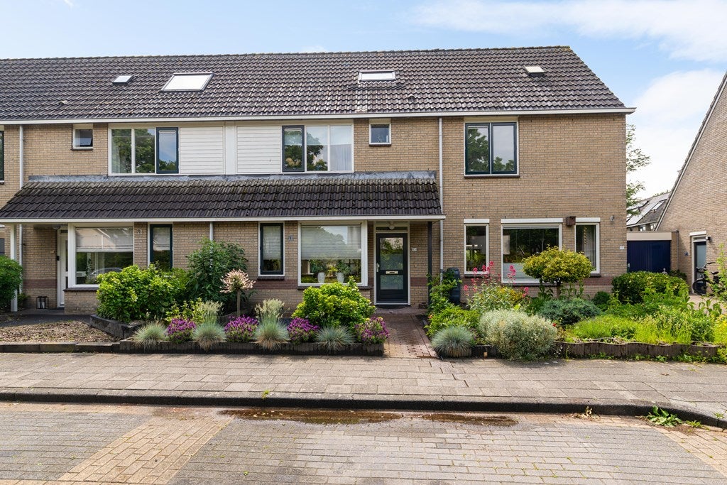 Huis Buitenbree 13 in Assen