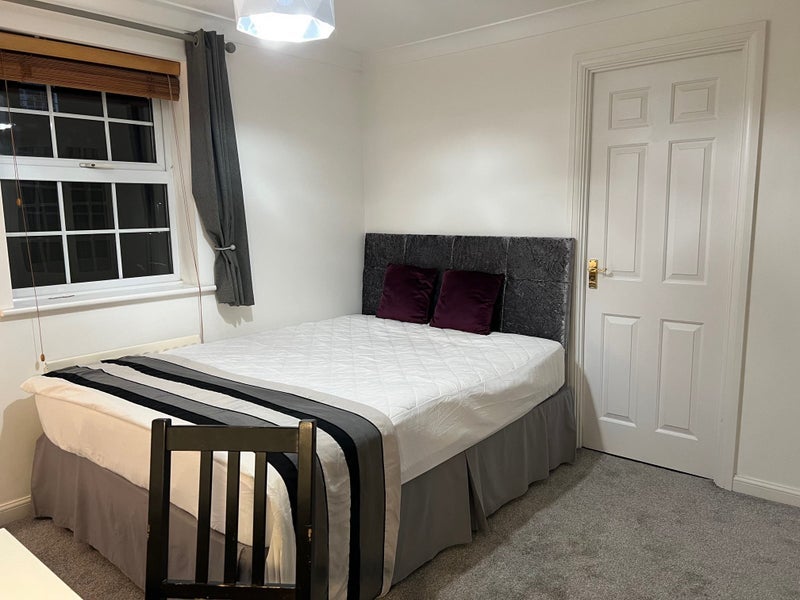 Room Pearl Drive in Braintree