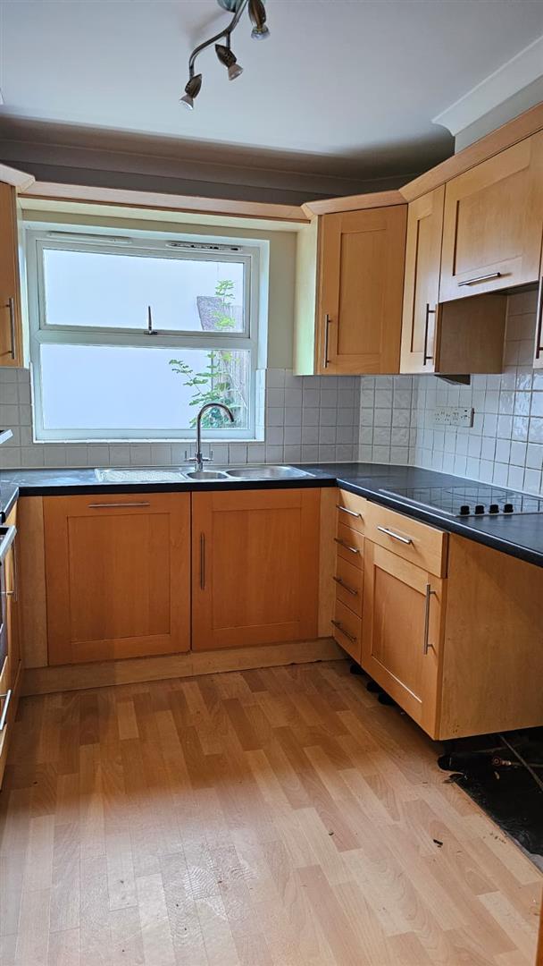 Flat Nottingham Road in Greater London